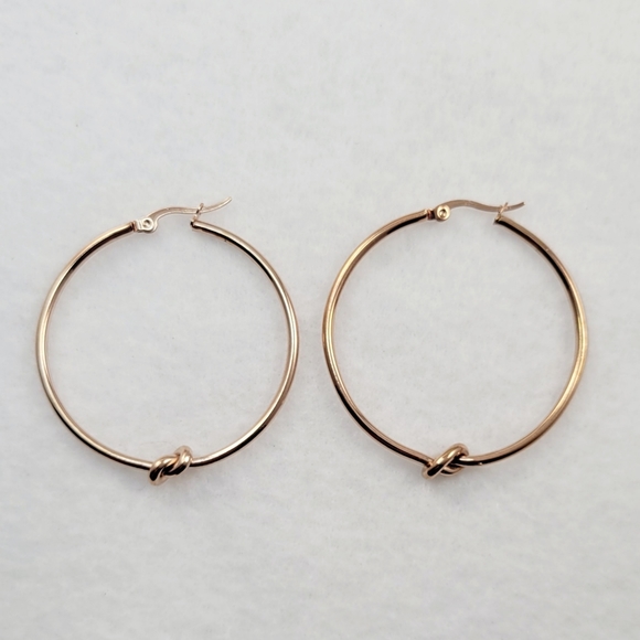 1.5" Rose Gold Knot Hoops - Picture 6 of 6